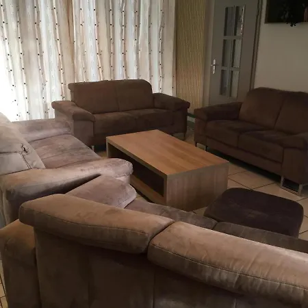 6 Chambres A *